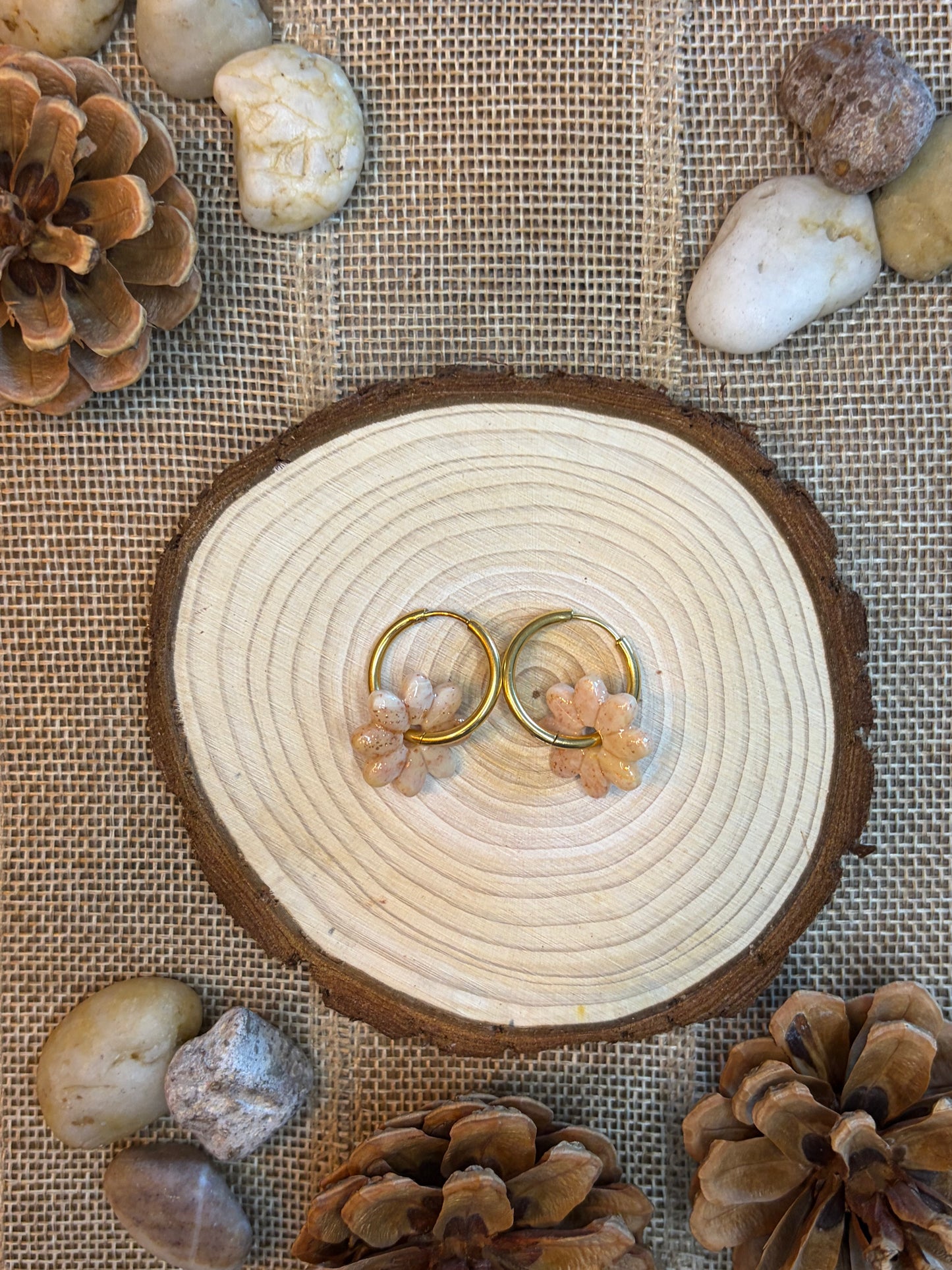 Pampille Dora beige rosé + créole dorée 20 mm